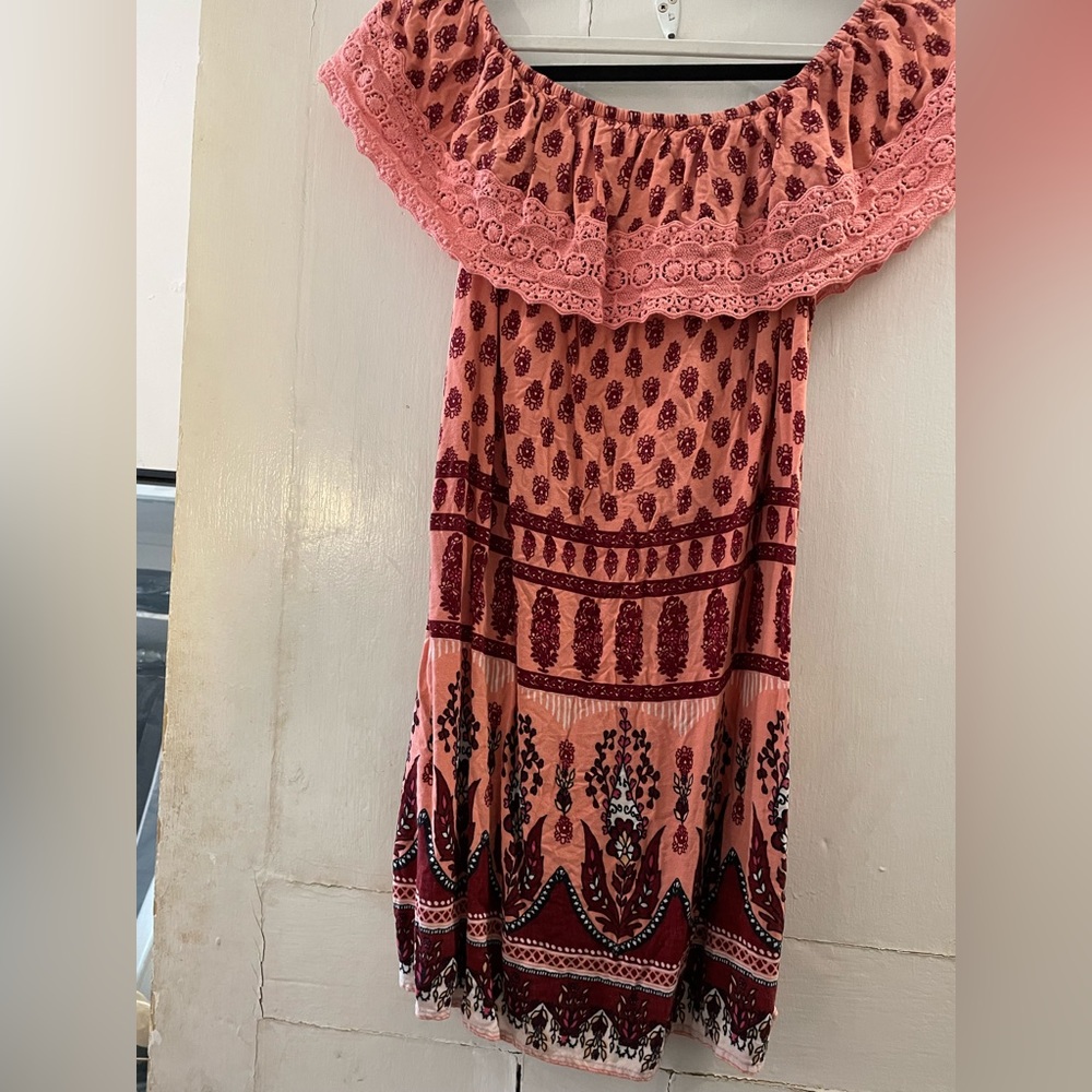Hollister off shoulder large floral dress.